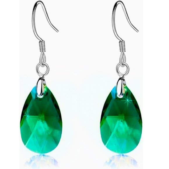 Fashion Jewelry Jewelry - NWT Green and Silver Crystal Water drop Earrings Dangle Teal Blue